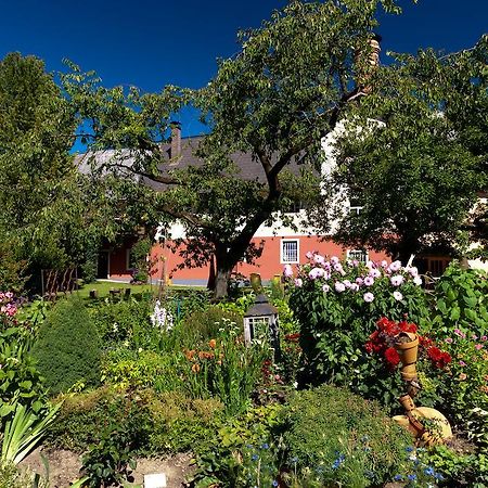 Gasthof Braeuer - Familie Eibensteiner Weißkirchen in Steiermark Esterno foto